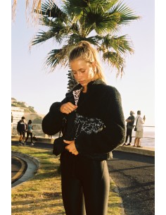 REVERSIBLE PUFF JACKET...