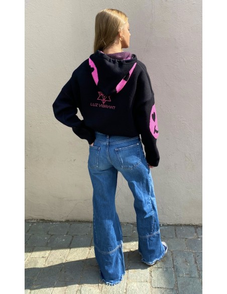 SWEATER POLERON LUZ VIBRANT SMILEY NEGRO CARITAS ROSA